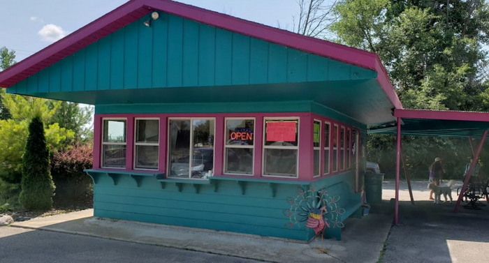 Leftys Drive-In  - Photo From Web (newer photo)